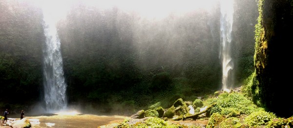 Découvrir Bali autrement : cascade de plaisir, histoire d'O. Les 2 cascades principales de Nungnung