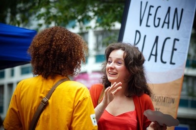 Différence entre végétarien, vegan, végétalien : tout savoir! L214 association