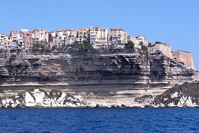 Monastir, Istambul, Pampelune, l'Atlas, Bonifacio, la Suède. Bonifacio 