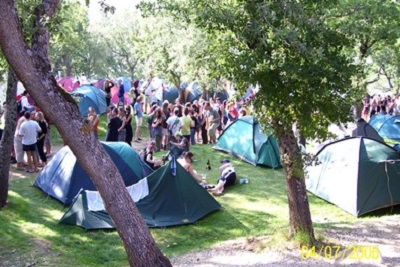 Torture et barbarie à Pampelune : corrida basta! Le camping 