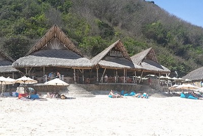 Bali plage : la péninsule, Jimbaran, Bukit, Nusa Dua. Finn's club beach