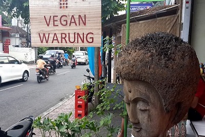 Bons plans à Bali : le warung, brasserie façon asiatique. Vegan warung nine