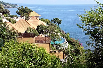 Amed, un coin de paradis sur l'île des Dieux La côte au sud d'Amed Resort