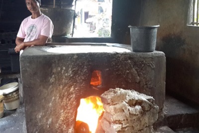 Production de tofu artisanal à Bali : résultat d'enquête. Le four