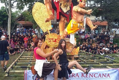 Ogo Ogo balinais : du tapage nocturne au calme de Nyepi Touristes