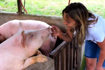 Nadia, journaliste en Corse, ses rêves, son blog, son engagement Nadia et les animaux
