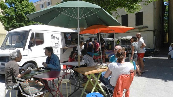 Alex et son Food Truck végétarien à Apt