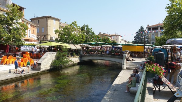 Le célèbre marché provençal de l'Isle sur la Sorgue