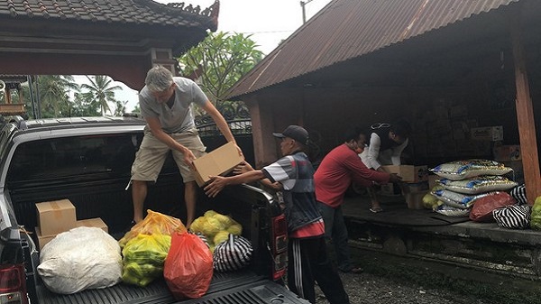 Urgence à Bali, pour les réfugiés 1% d’action sera toujours mieux que 0. Approvisionnement.