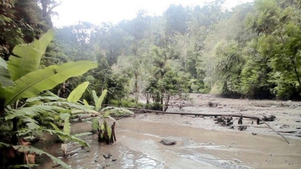 Urgence à Bali, pour les réfugiés 1% d’action sera toujours mieux que 0. Coulée de lave froide