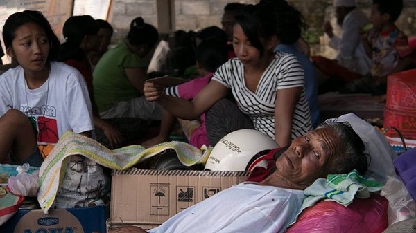 Urgence à Bali, pour les réfugiés 1% d’action sera toujours mieux que 0. Kakek