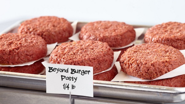 On a testé le fameux steak Beyond Meat à Saint Rémy de Provence. Raw burger